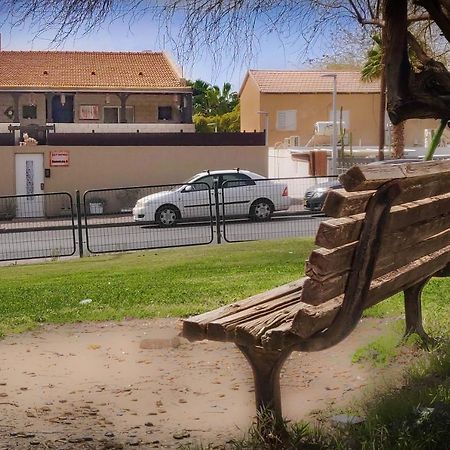 ホテル Mali Country Hospitality エイラート エクステリア 写真